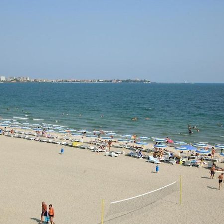 Festa Studio Pomorie Luaran gambar